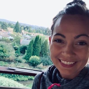 Meet your Posher, Marissa